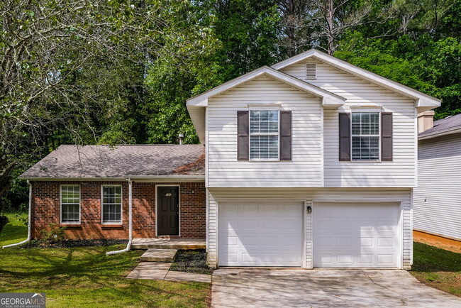 property at 646 Kilkenny Cir