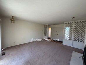 1150 San Diego Dr in Salinas, CA - Building Photo - Building Photo