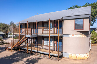 Bear Flats in Lubbock, TX - Foto de edificio - Interior Photo