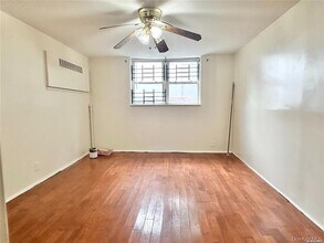 100-42 Francis Lewis Blvd in Queens, NY - Building Photo - Building Photo