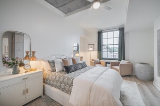 LC Line & Low in Charleston, SC - Building Photo - Interior Photo