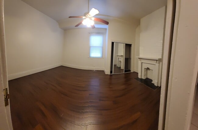 806 Valmont St, Unit 806.5 in New Orleans, LA - Building Photo - Building Photo