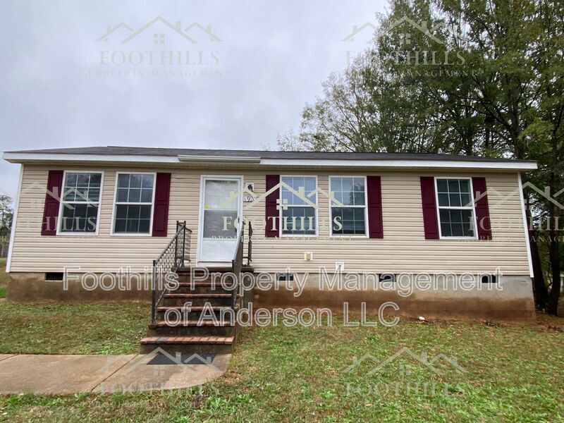 1920 Inman Dr in Anderson, SC - Building Photo