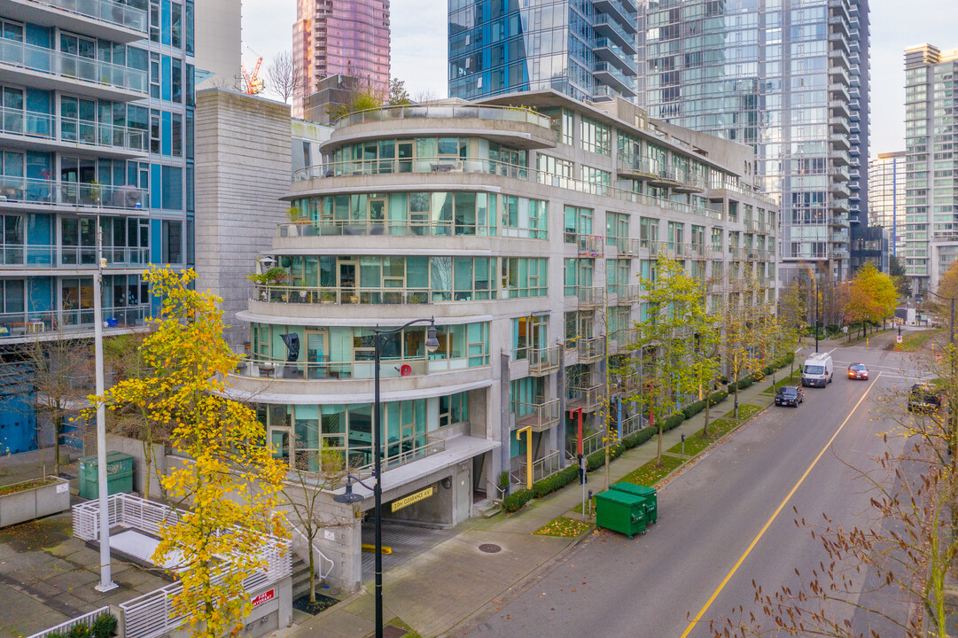 Dockside in Vancouver, BC - Building Photo