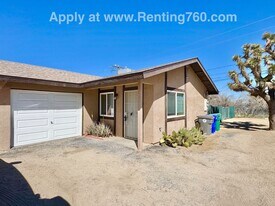 6455 Linda Lee Dr in Yucca Valley, CA - Building Photo