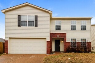 10216 Cottage Farms Dr in Memphis, TN - Building Photo