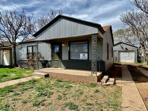106 N Vernon Ave in Lubbock, TX - Building Photo - Building Photo