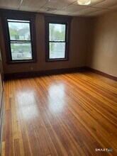 1120 Baldwin St in Waterbury, CT - Building Photo - Building Photo