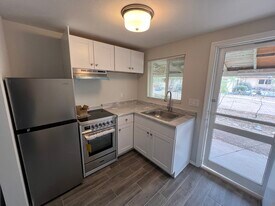 441 E Brady St, Unit 2 in Florence, AZ - Building Photo