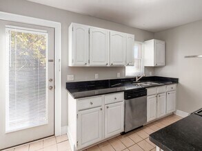 1208 Indianola Ave in Columbus, OH - Building Photo - Building Photo