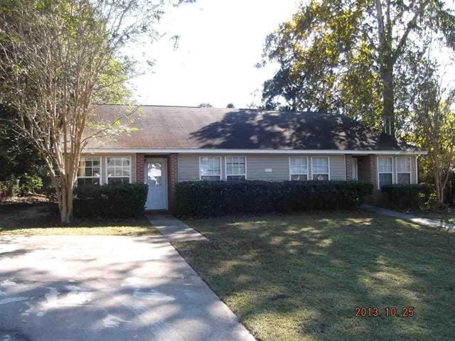 property at 1861 Hopkins Dr