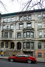 129 W 75th St in New York, NY - Building Photo - Building Photo