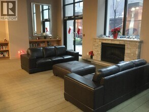 977 Mainland St in Vancouver, BC - Building Photo - Building Photo