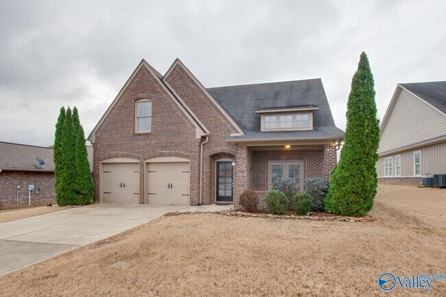 2915 Magnolia Park Drive Southeast in Owens Cross Roads, AL - Building Photo - Building Photo