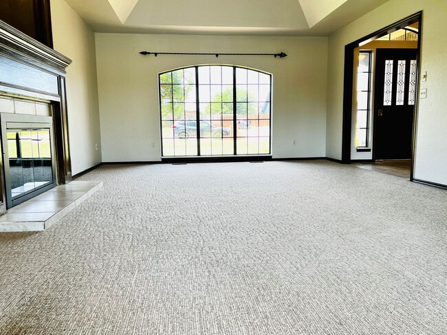 2804 Adams Trail in Edmond, OK - Foto de edificio - Building Photo