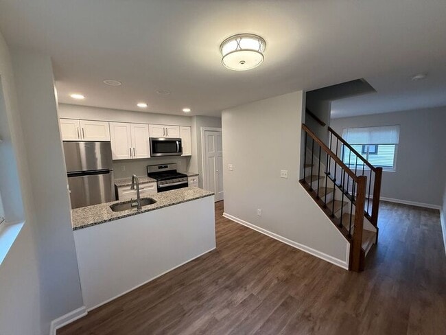 5425 Stewart Ave in Cincinnati, OH - Building Photo - Building Photo