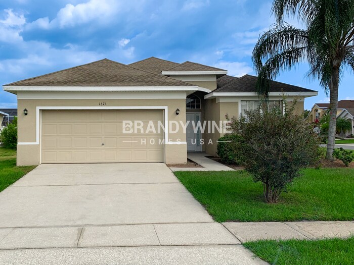 1671 Islebrook Dr in Orlando, FL - Foto de edificio