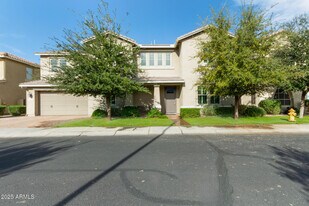 4322 S Gardenia Dr in Chandler, AZ - Building Photo