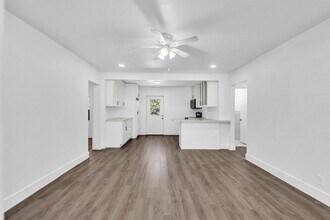 1845 Sherman St in Hollywood, FL - Foto de edificio - Building Photo