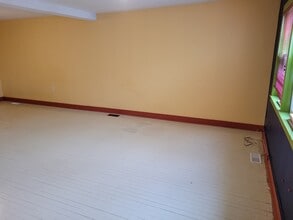 5457 Nora Bernard St in Halifax, NS - Building Photo - Building Photo