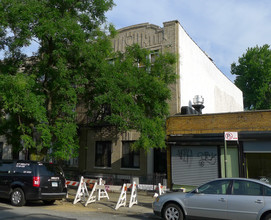 411 Cortelyou Rd in Brooklyn, NY - Foto de edificio - Building Photo