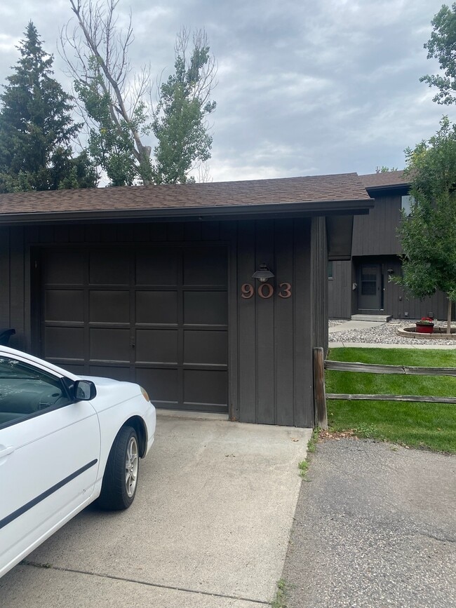 903 13th St W in Billings, MT - Building Photo - Building Photo