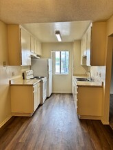 644 S Knott Ave in Anaheim, CA - Building Photo - Building Photo