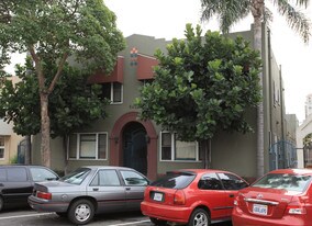 942 E 2nd in Long Beach, CA - Building Photo