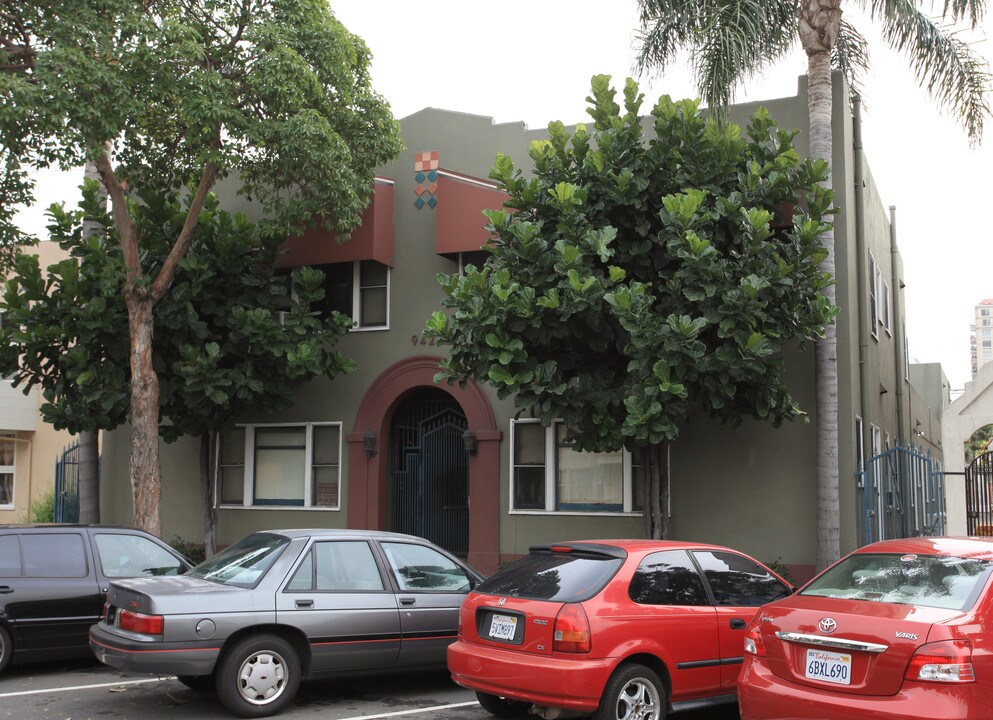 942 E 2nd in Long Beach, CA - Foto de edificio