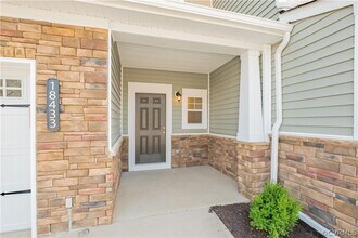 18433 Palisades Ct in Moseley, VA - Building Photo - Building Photo