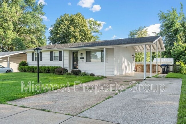 property at 1450 Tahoe Dr