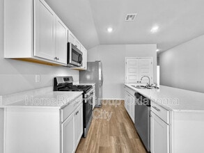 6116 Holm Oak Rd in Edmond, OK - Building Photo - Building Photo