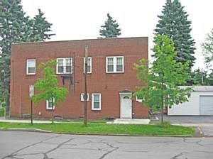 1093 Atlantic Ave in Rochester, NY - Foto de edificio