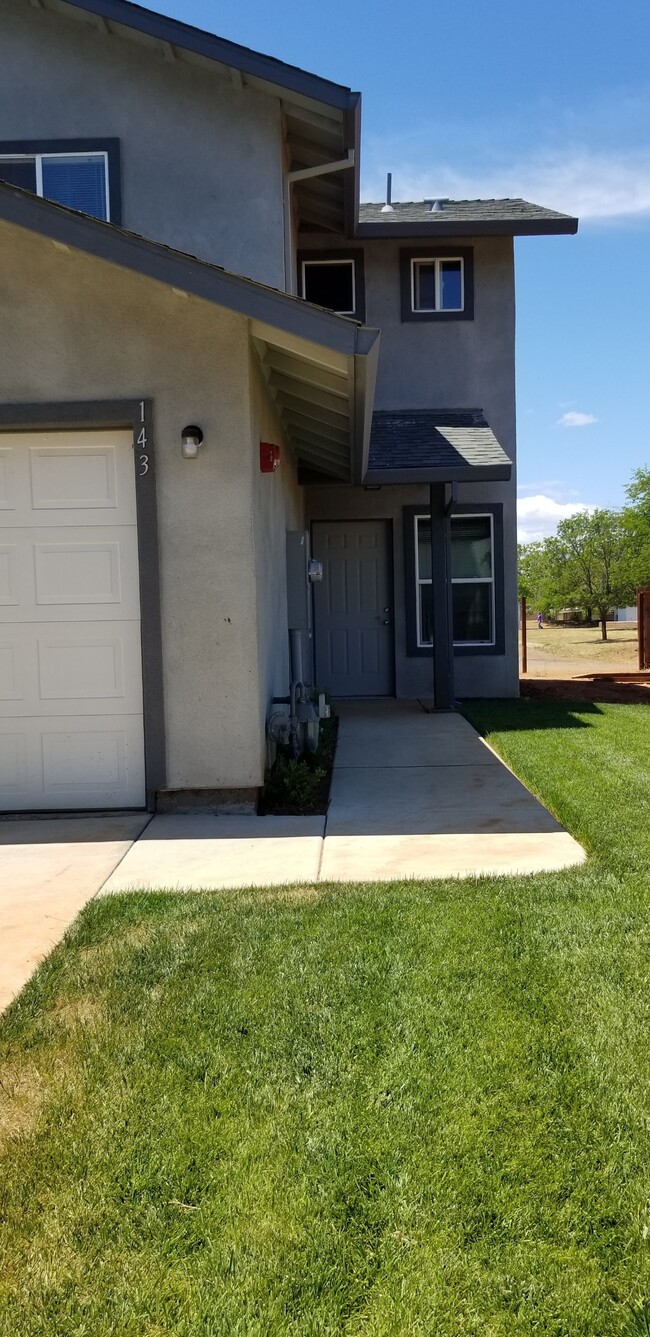 property at 143 Brookridge Dr