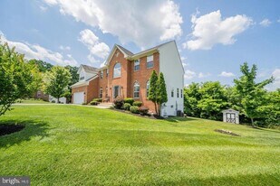 1401 Windjammer Ct in Fort Washington, MD - Building Photo