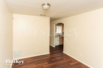 5305 Jordan Ridge Dr in Dallas, TX - Building Photo - Building Photo
