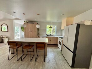 5356 Greenwood Rd in Duluth, MN - Building Photo - Building Photo