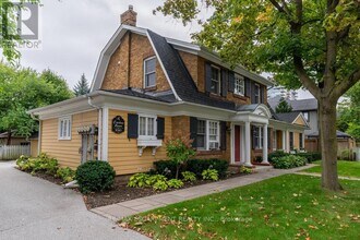 2080 Caroline St in Burlington, ON - Building Photo - Building Photo