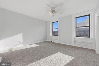 2322 S Broad St in Philadelphia, PA - Building Photo - Building Photo