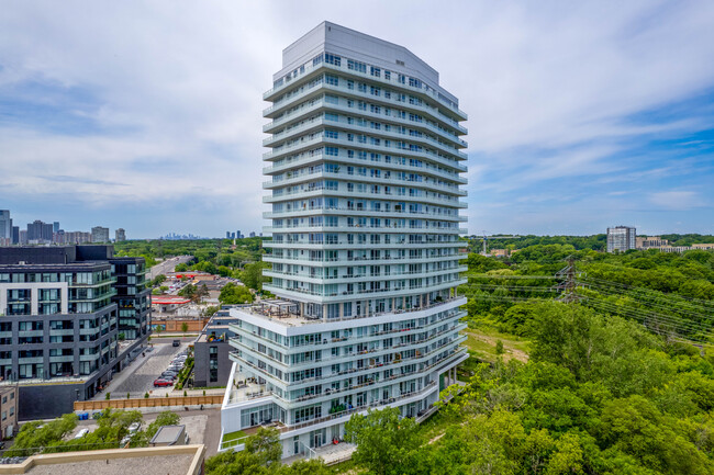 Kingsway by the River in Toronto, ON - Building Photo - Building Photo