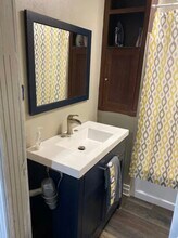 2712 E Dominguez St in Carson, CA - Foto de edificio - Building Photo