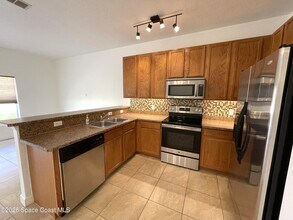 2600 Revolution St in Melbourne, FL - Building Photo - Building Photo