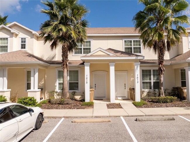 property at 1615 Retreat Cir