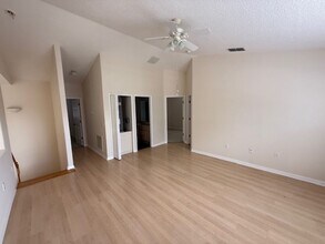 21 Priory Ln in Palm Coast, FL - Building Photo - Building Photo