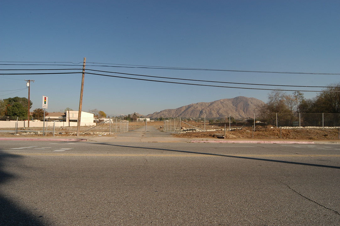 12173 Michigan St in Grand Terrace, CA - Building Photo