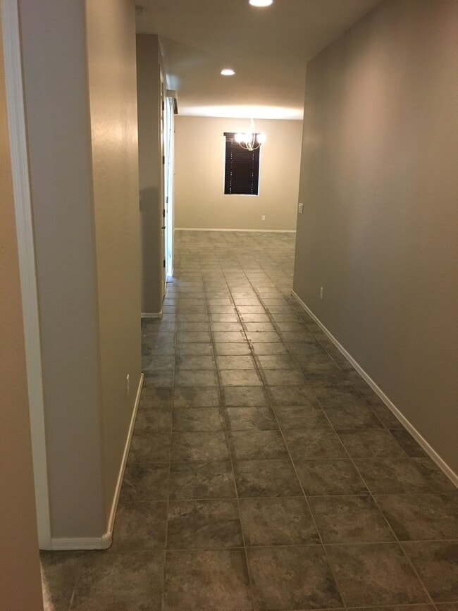 2875 E Detroit St in Chandler, AZ - Building Photo - Building Photo