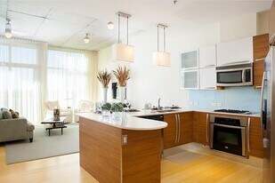 700 12th Ave S in Nashville, TN - Building Photo