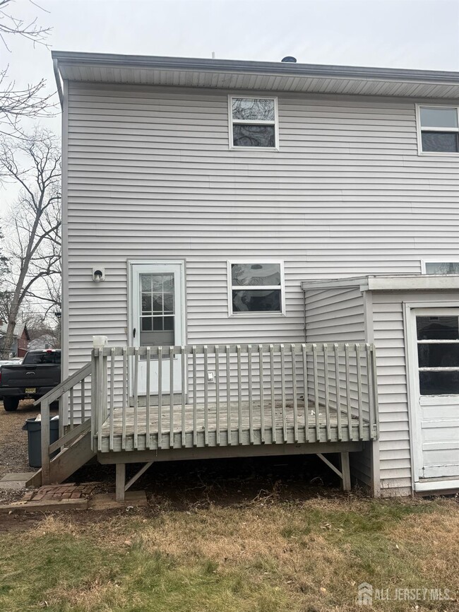 710-712-712 Drake Ave in Middlesex, NJ - Building Photo - Building Photo