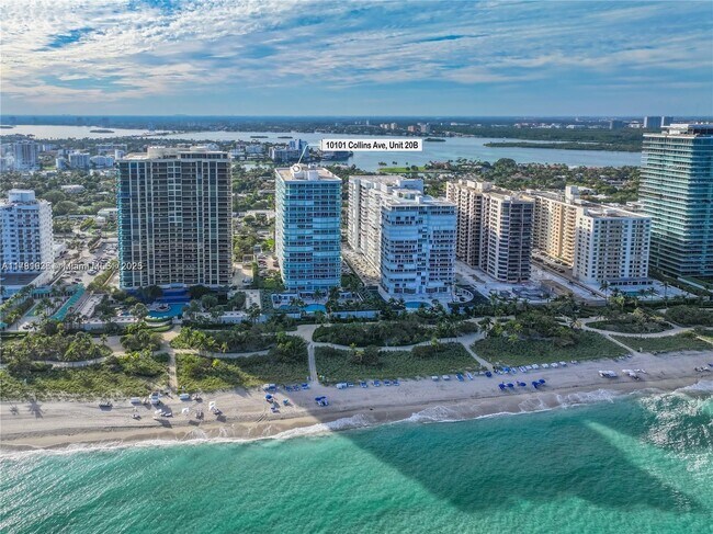 10101 Collins Ave in Bal Harbour, FL - Building Photo - Building Photo