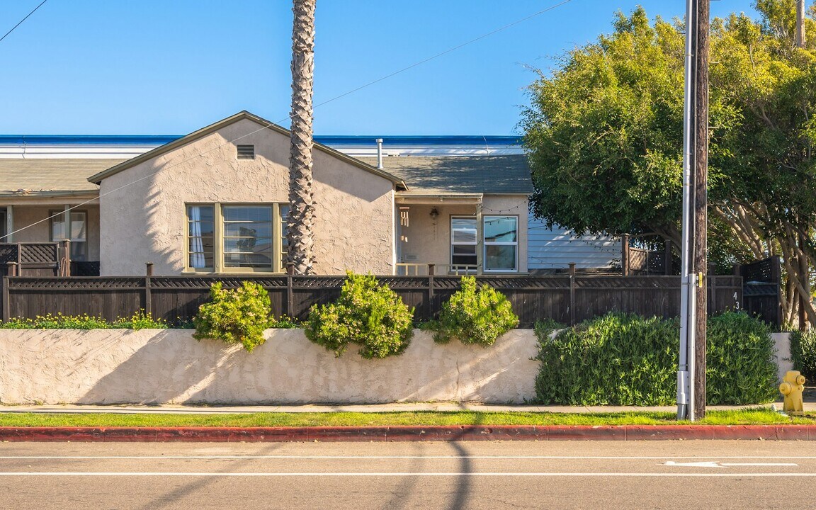 430 N Francisca Ave in Redondo Beach, CA - Building Photo
